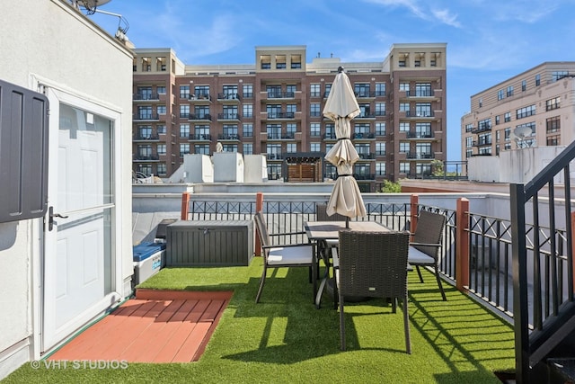 843 W College Pkwy, Chicago, IL 60608 - view of patio
