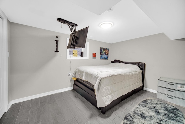 1028 N Lavergne Ave, Chicago, IL 60651 - bedroom with wood finish floors and baseboards
