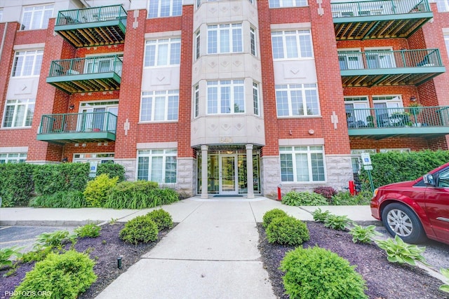 640 Mchenry Rd Unit 106, Wheeling, IL 60090 - view of apartment building / complex