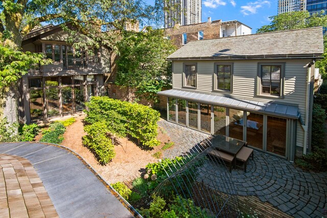 229 W Eugenie St, Chicago, IL 60614 - photo 44