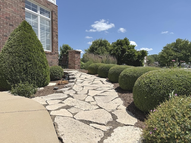 2305 Fox Run Dr, Kankakee, IL 60901 - view of patio / terrace