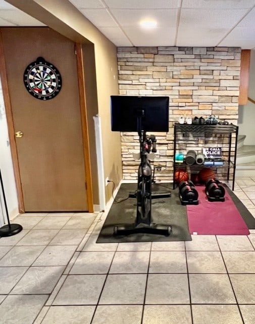 6359 W 63rd Pl, Chicago, IL 60638 - workout room with a drop ceiling and tile patterned floors