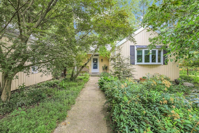 201 E Sherwin Dr, Urbana, IL 61802 - view of front of property