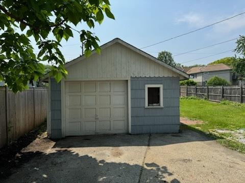 4624 Stanley Ave, Downers Grove, IL 60515