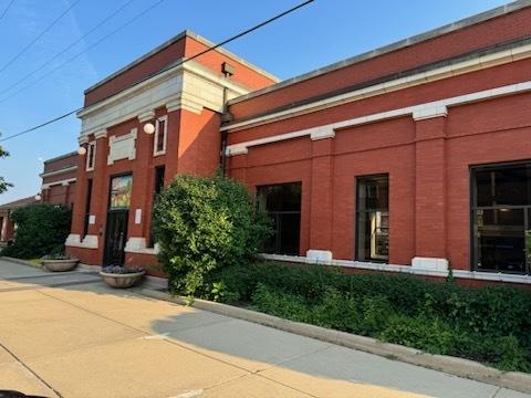4624 Stanley Ave, Downers Grove, IL 60515