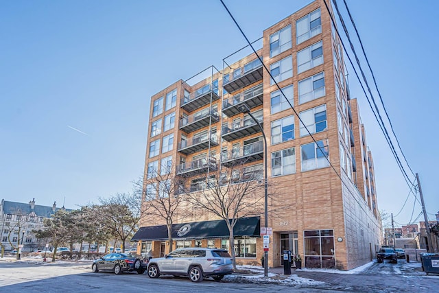 1572 N Maple Ave Unit 401, Evanston, IL 60201 - photo 1