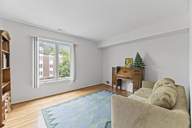 50 Lake Blvd Unit 627, Buffalo Grove, IL 60089 - sitting room featuring wood finished floors and baseboards