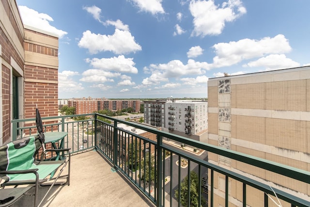 750 Pearson St Unit 904, Des Plaines, IL 60016 - balcony featuring a city view