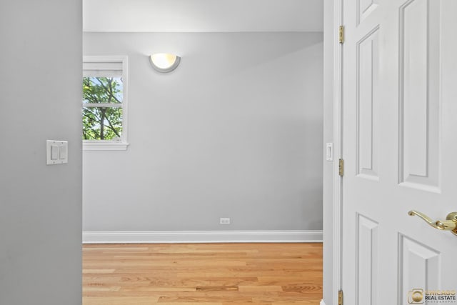 3507 N Reta Ave Unit 4, Chicago, IL 60657 - empty room featuring light wood-style flooring