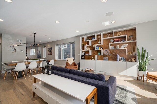2156 W Barry Ave, Chicago, IL 60618 - photo 5