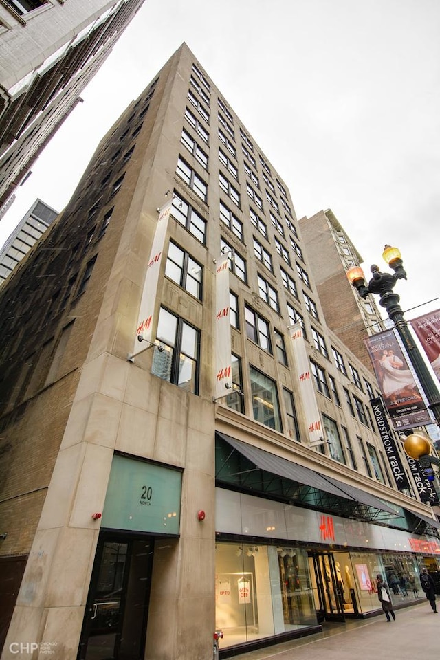 20 N State St Unit 909, Chicago, IL 60602 - view of building exterior