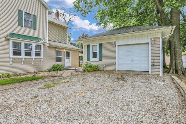 205 E 6th St, Hammond, IL 61929