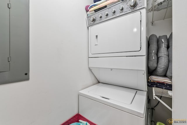 6561 W School Ave Unit 305C, Chicago, IL 60634 - laundry room with stacked washer / drying machine