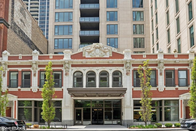 1550 N Clark St Unit 301, Chicago, IL 60610 - photo 2