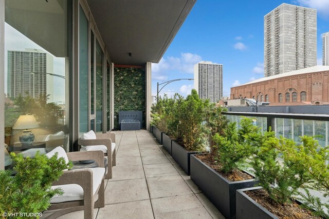 1550 N Clark St Unit 301, Chicago, IL 60610 - photo 25