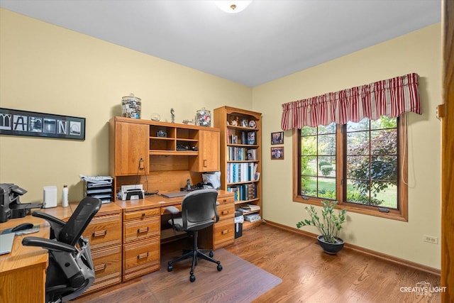 10660 Great Egret Dr, Orland Park, IL 60467 - home office with wood finished floors and baseboards