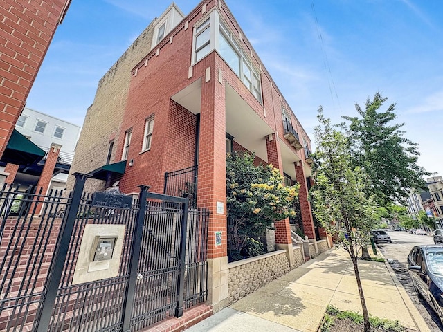 2843 N Lincoln Ave Unit 208, Chicago, IL 60657 - photo 1