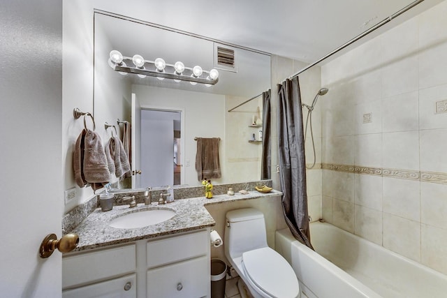 33 W Delaware Pl Unit 13A, Chicago, IL 60610 - full bath with vanity and shower / bath combo