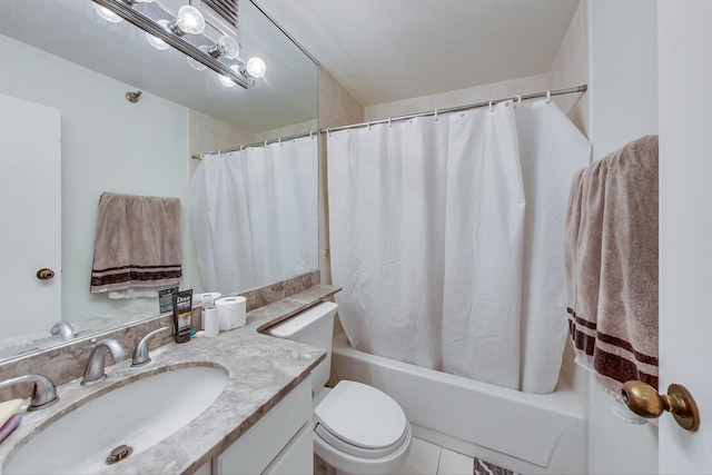 33 W Delaware Pl Unit 13A, Chicago, IL 60610 - bathroom with vanity and shower / bath combination with curtain