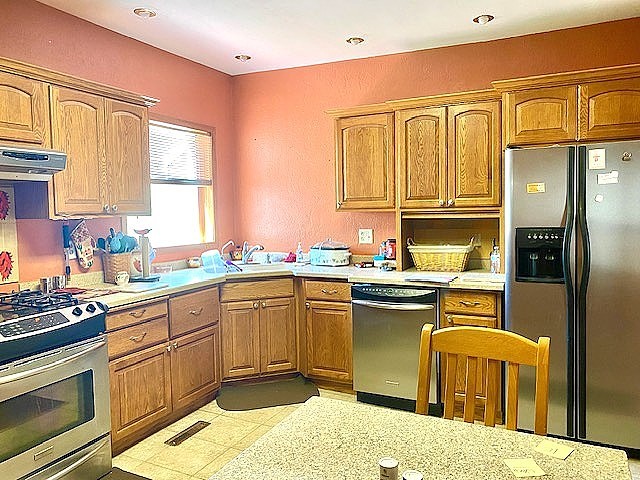 311 W 6th St, Sterling, IL 61081 - photo 7