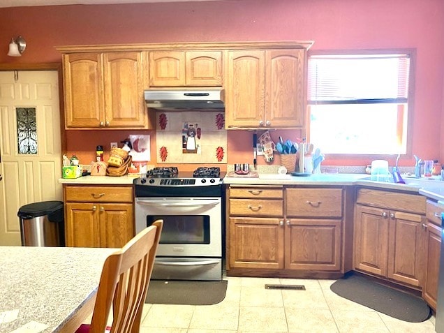 311 W 6th St, Sterling, IL 61081 - photo 8