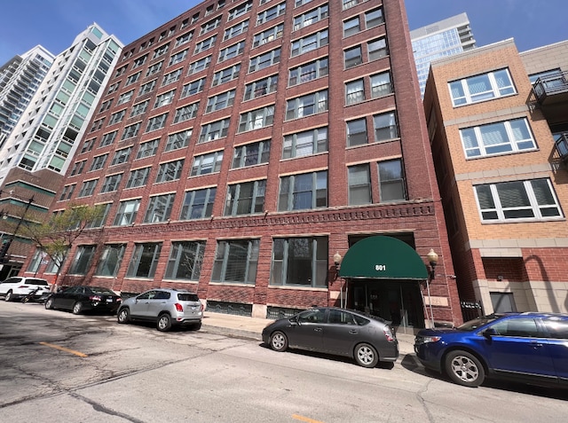 801 S Wells St Unit 303, Chicago, IL 60607 - view of apartment building / complex