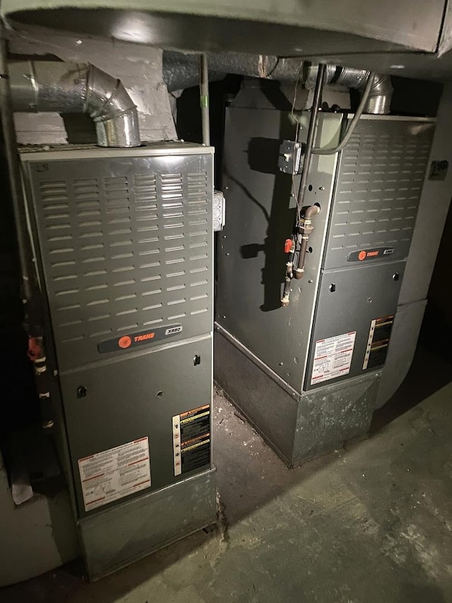 4907 Hull St, Skokie, IL 60077 - utilities featuring heating unit