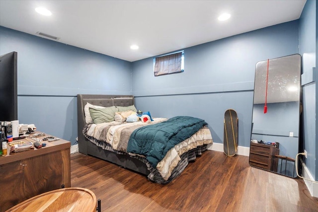 23463 N Meadow Ln, Barrington, IL 60010 - bedroom featuring wood finished floors and recessed lighting