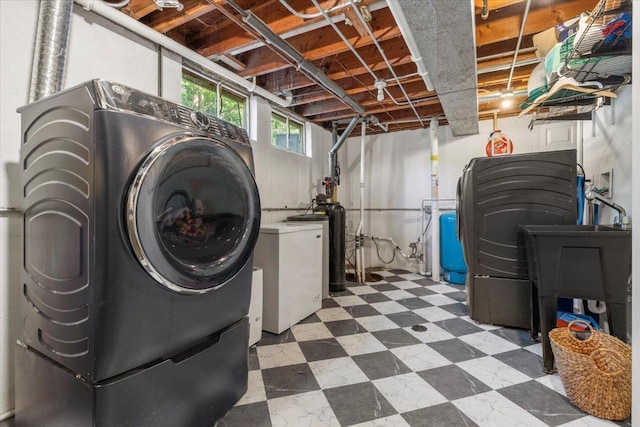 23463 N Meadow Ln, Barrington, IL 60010 - laundry area featuring washer and clothes dryer and tile patterned floors