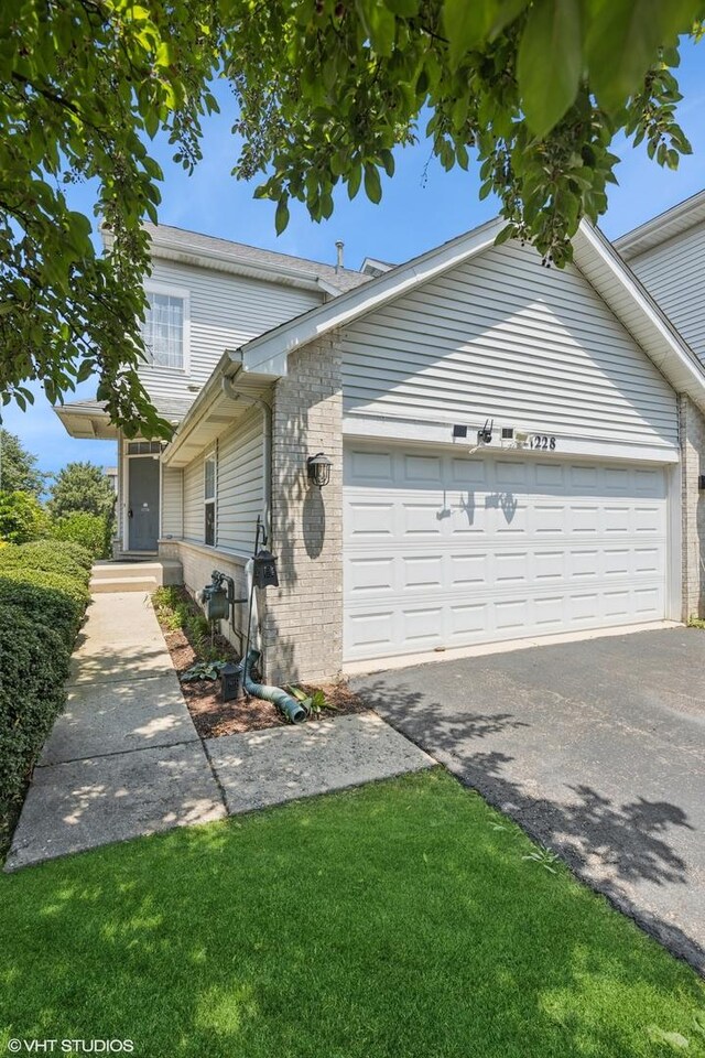 1228 Le Moyne Ave, Romeoville, IL 60446 - photo 1