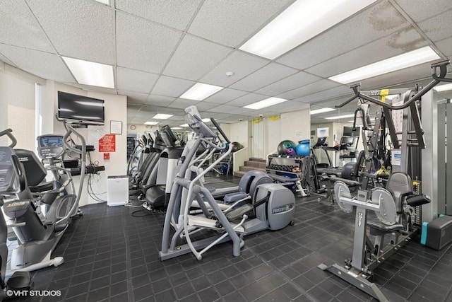 1440 N State Pkwy Unit 21C, Chicago, IL 60610 - workout area featuring a drop ceiling