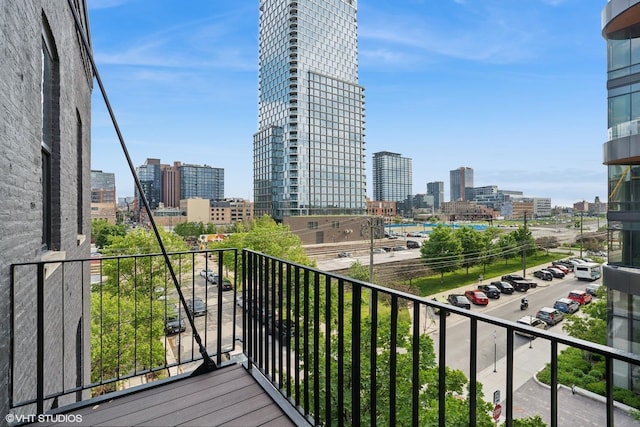 401 N Aberdeen St Unit 4S, Chicago, IL 60642 - balcony featuring a city view