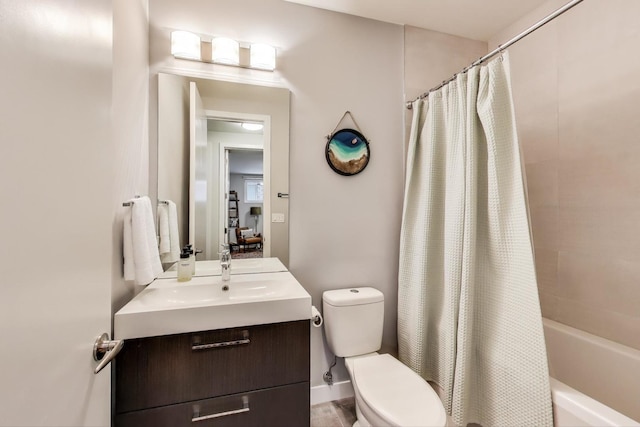1800 N California Ave Unit 1E, Chicago, IL 60647 - bathroom with vanity and shower / tub combo