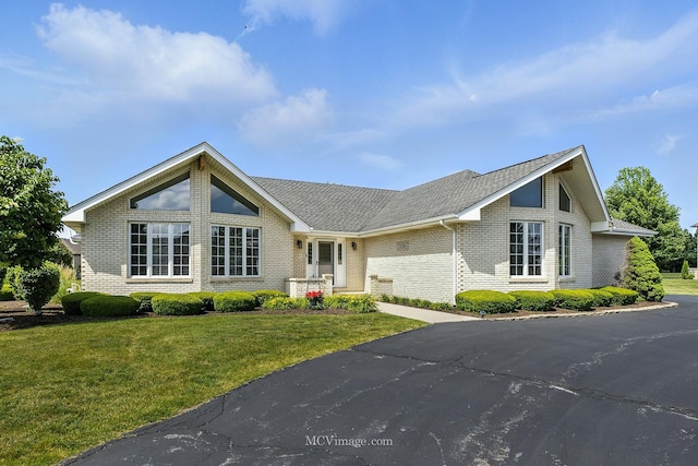 13341 Fox Hill Dr, Lemont, IL 60439 - photo 1