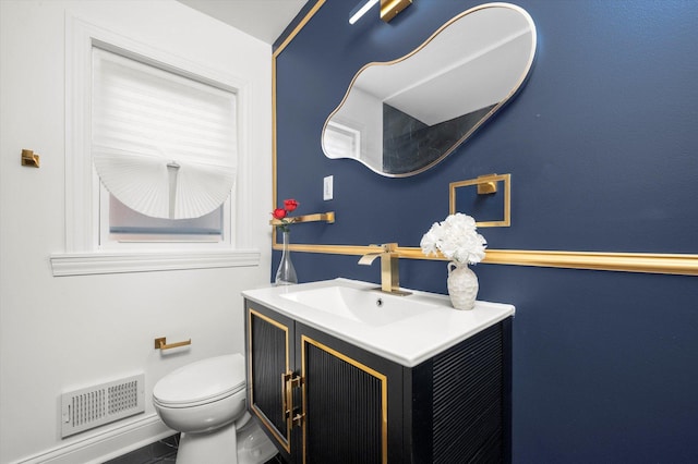 8637 S Honore St, Chicago, IL 60620 - bathroom featuring vanity and toilet