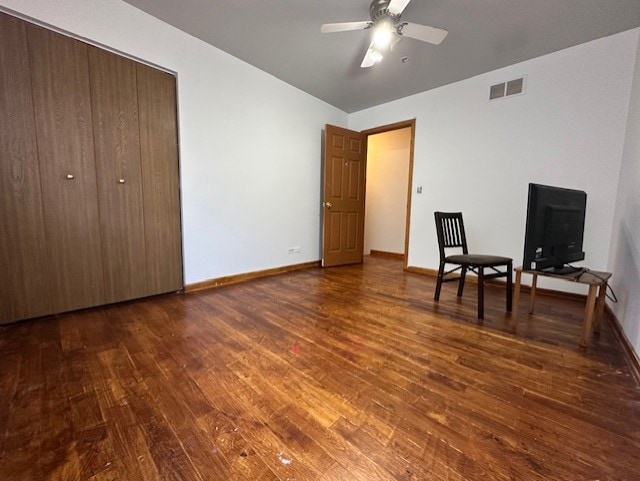 124 Village Creek Dr, Lake In The Hills, IL 60156 - bedroom featuring wood-type flooring and a closet