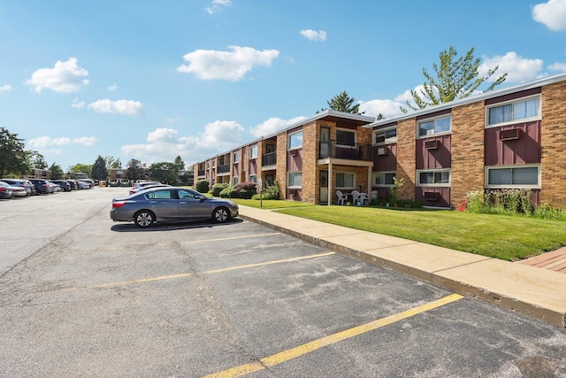 1320A Lore Ln Unit 204, Lombard, IL 60148 - view of uncovered parking lot