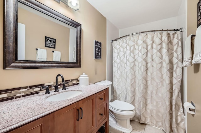 905 Harrison Ln, Hoffman Estates, IL 60192 - full bath with vanity and tile patterned floors