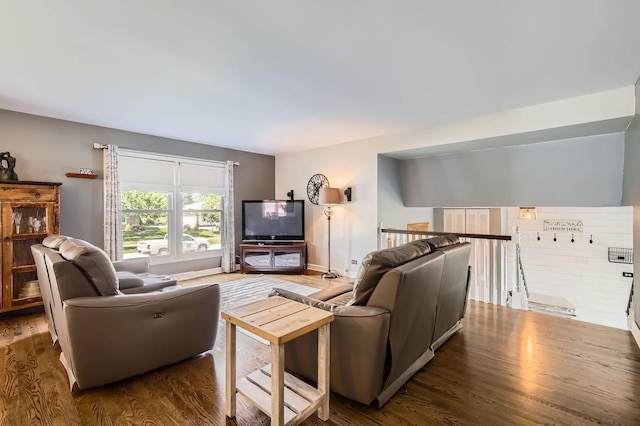 905 Harrison Ln, Hoffman Estates, IL 60192 - living area with wood finished floors