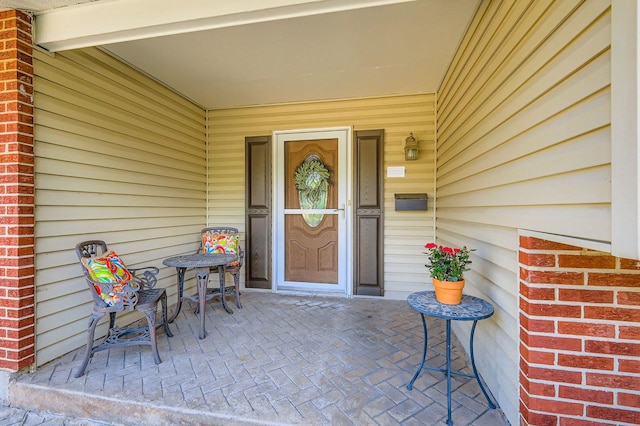 905 Harrison Ln, Hoffman Estates, IL 60192 - entrance to property