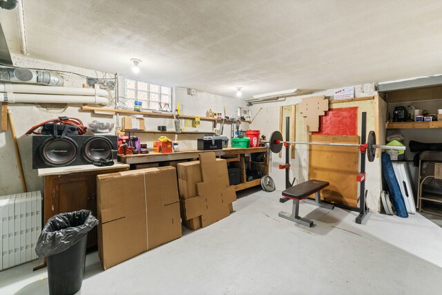 10341 Canterbury St, Westchester, IL 60154 - storage with radiator