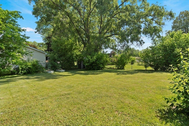 1514 N N Ave, Mchenry, IL 60050 - view of yard