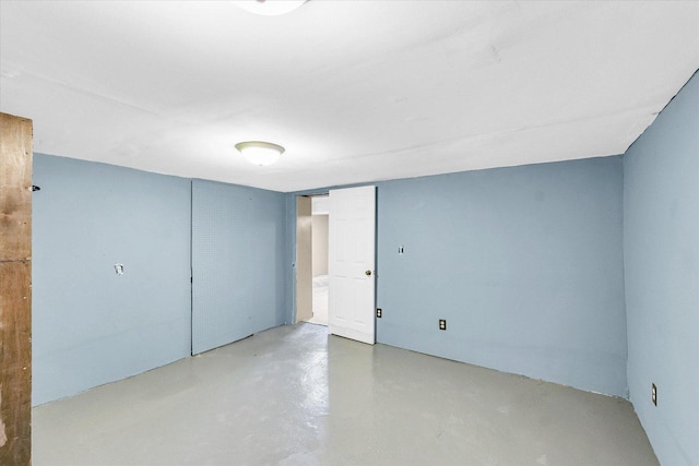 301 N Main St, Fithian, IL 61844 - unfurnished room with concrete flooring