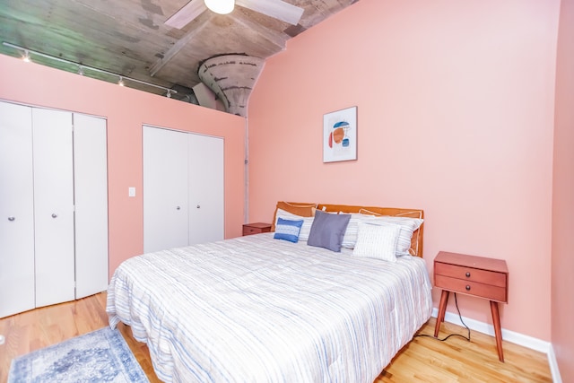 1070 W 15th St Unit 105, Chicago, IL 60608 - bedroom featuring wood finished floors and ceiling fan