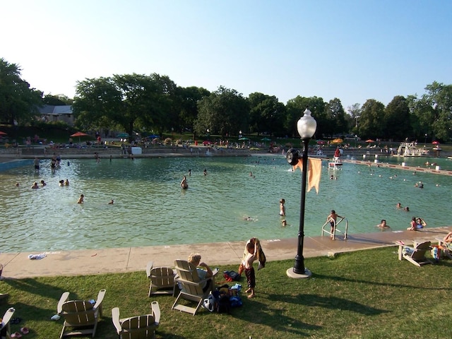 511 Aurora Ave Unit 405, Naperville, IL 60540 - water view