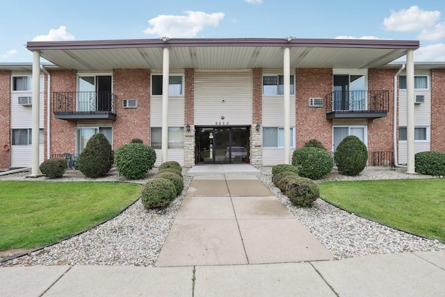 9250 Noel Ave Unit 205E, Des Plaines, IL 60016 - view of building exterior