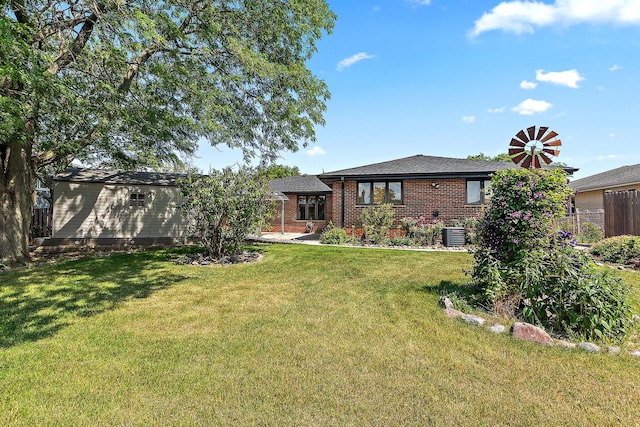 7637 Sequoia Ct, Orland Park, IL 60462 - view of yard with a patio area