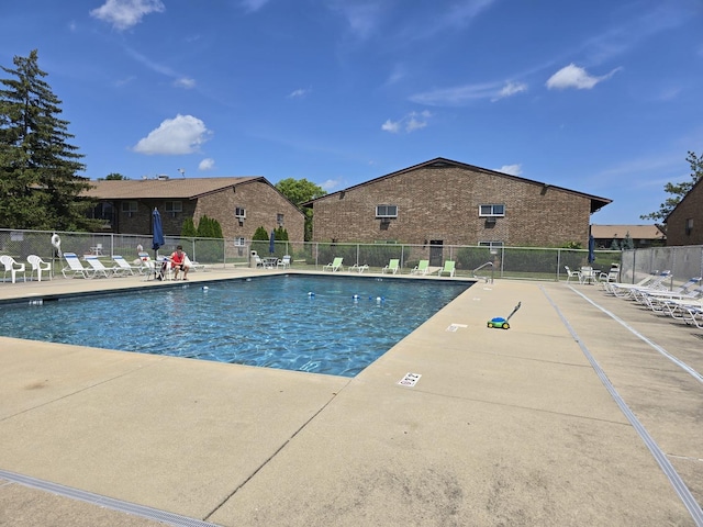 836 E Old Willow Rd Unit 109, Prospect Heights, IL 60070 - community pool with a patio