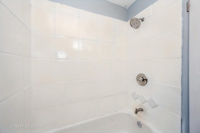 1147 E 91st St, Chicago, IL 60638 - full bath with bathtub / shower combination