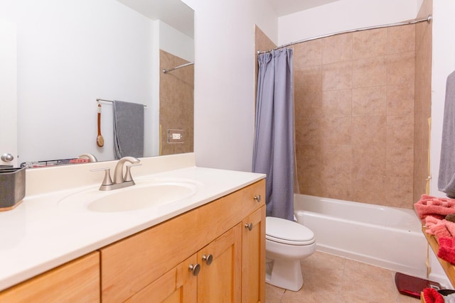 633 E Bowen Ave Unit 1E, Chicago, IL 60653 - bathroom featuring vanity, shower / tub combo, and tile patterned floors